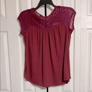 Love Fire NWT KNIT & lace tee shirt style top blouse size LARGE